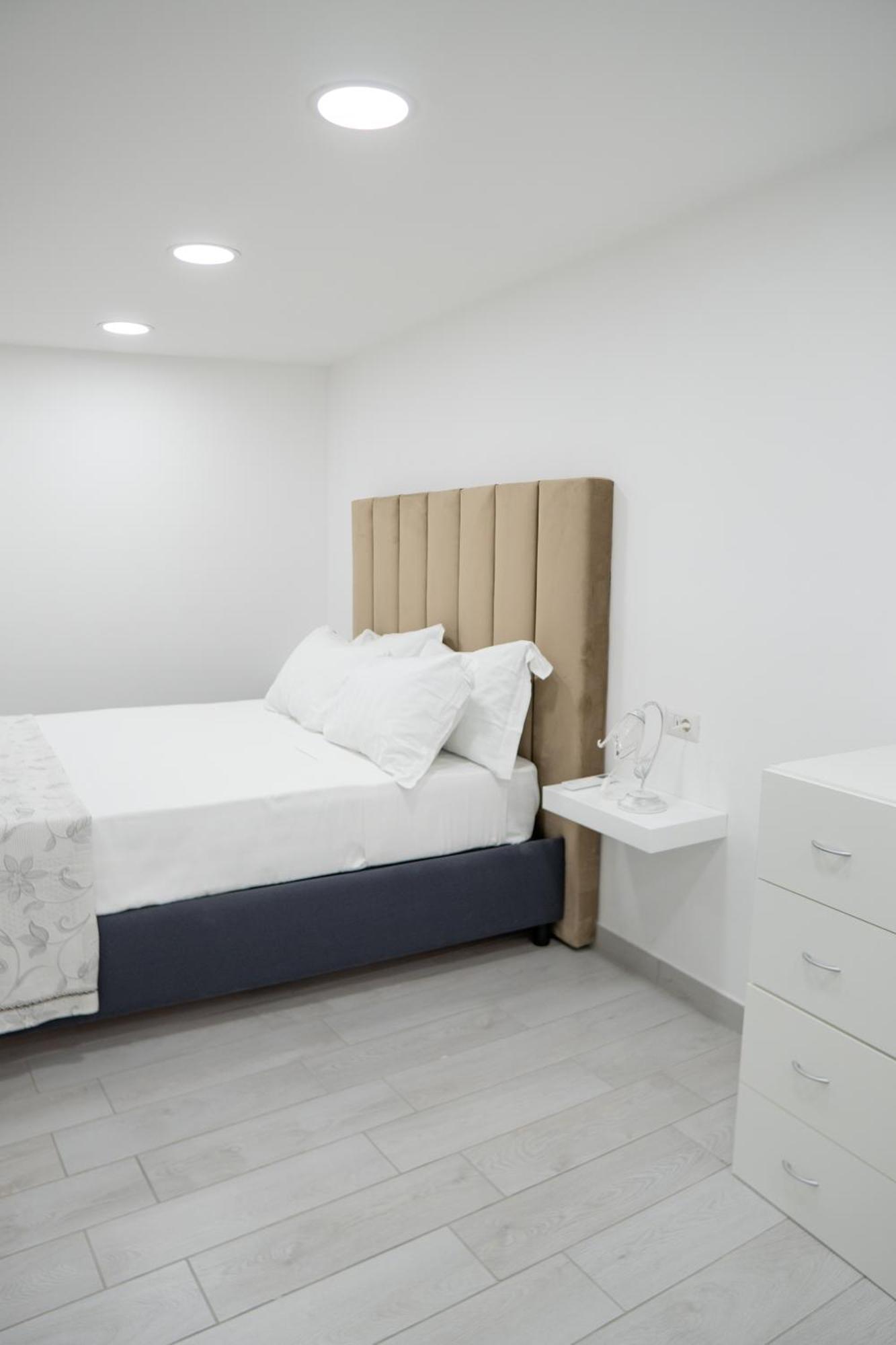 נאפולי Suite D'Elite Chiaia מראה חיצוני תמונה
