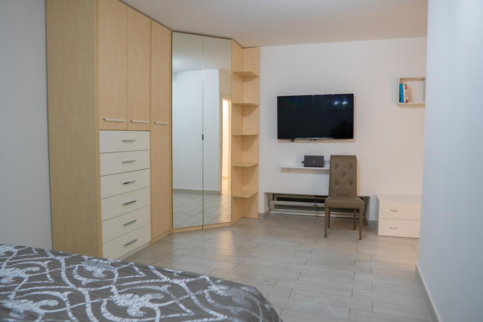 נאפולי Suite D'Elite Chiaia מראה חיצוני תמונה
